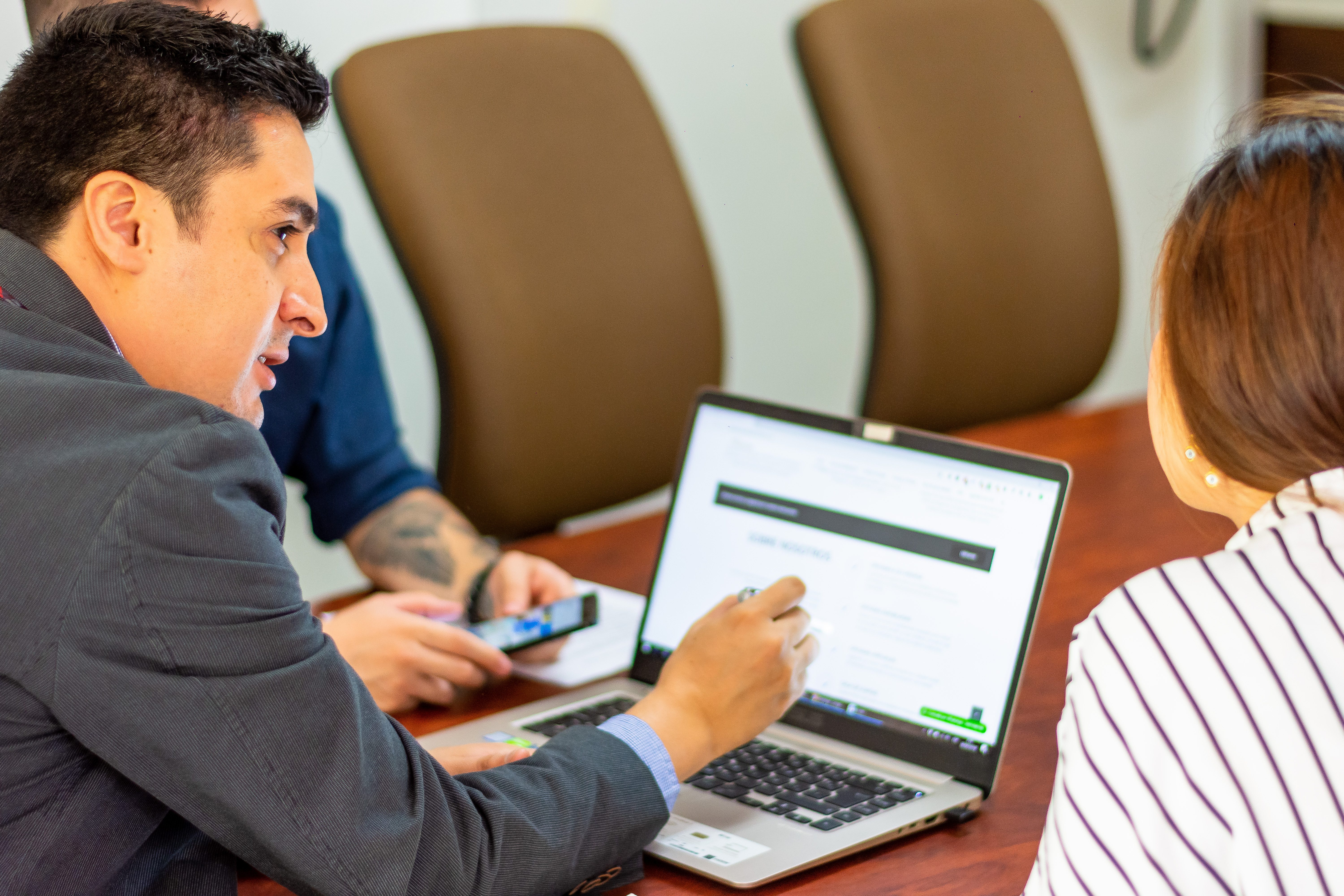 Job Center 14 Oficinas compartidas: más que una oficina, un espacio de alianzas